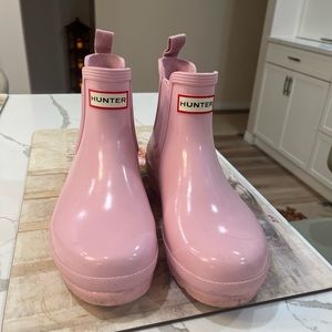 Gently Used Pink Chelsea Hunter Boots
